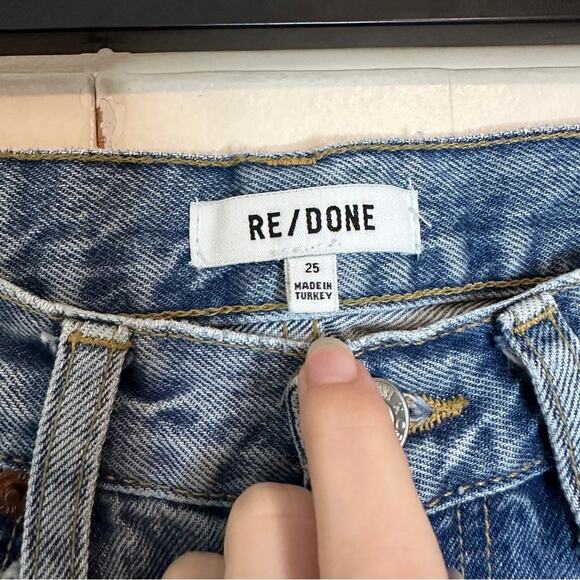 Re/Done Originals 90s Comfy Jean In Sunfaded Destroy 25 - Picture 4 of 7